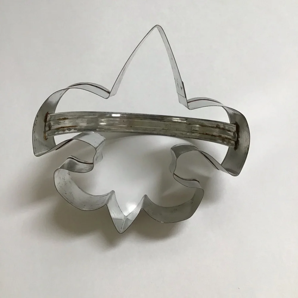 Boy Scout Emblem Metal Cookie Cutter w/Handle Biscuits Crafts Fleur De Lis 4x4”